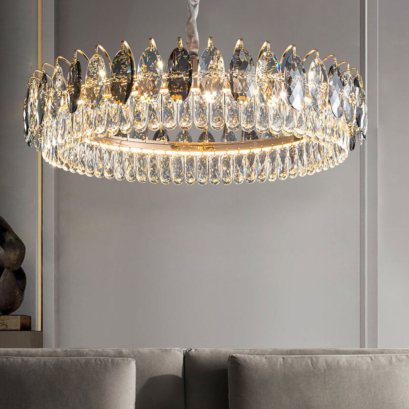 European Light Luxury Round Crystal LED Chandelier